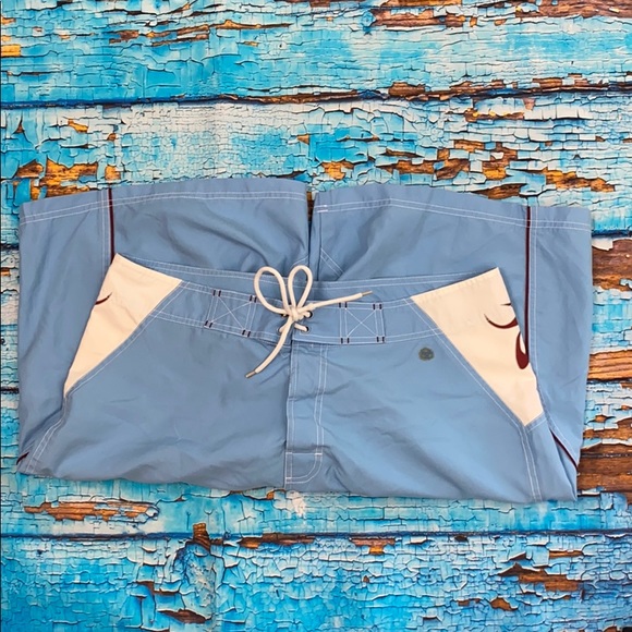 Physical Science Light Blue/White Board Shorts - Picture 13 of 16